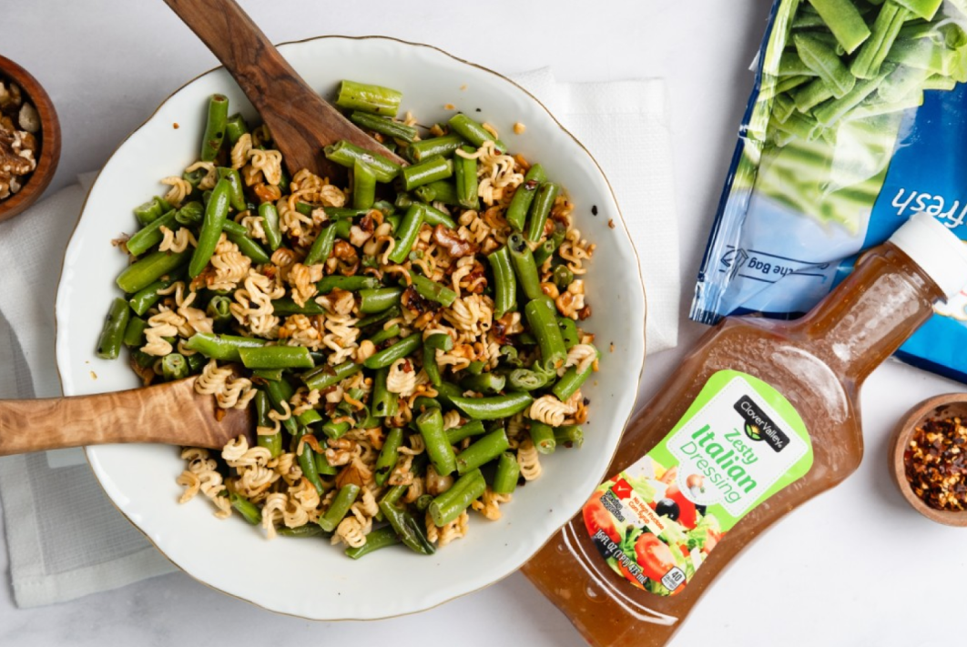 Green Beans with Crunchy Ramen Topping